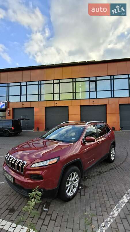 Внедорожник / Кроссовер Jeep Cherokee 2015 в Днепре
