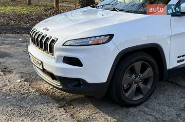 Внедорожник / Кроссовер Jeep Cherokee 2016 в Львове