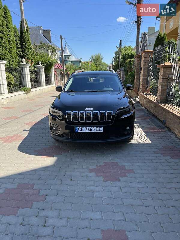 Внедорожник / Кроссовер Jeep Cherokee 2018 в Черновцах