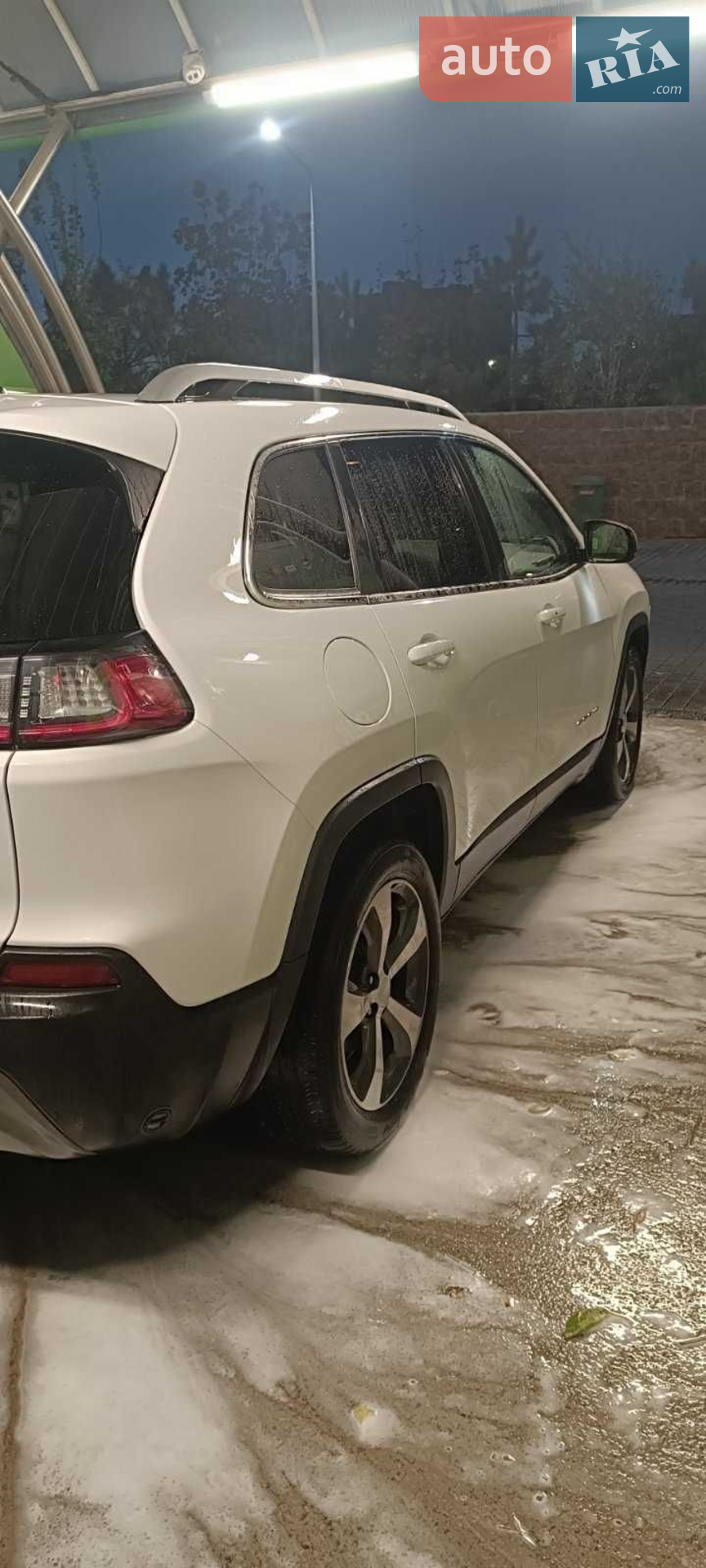 2019 Jeep Cherokee - мініатюра 4