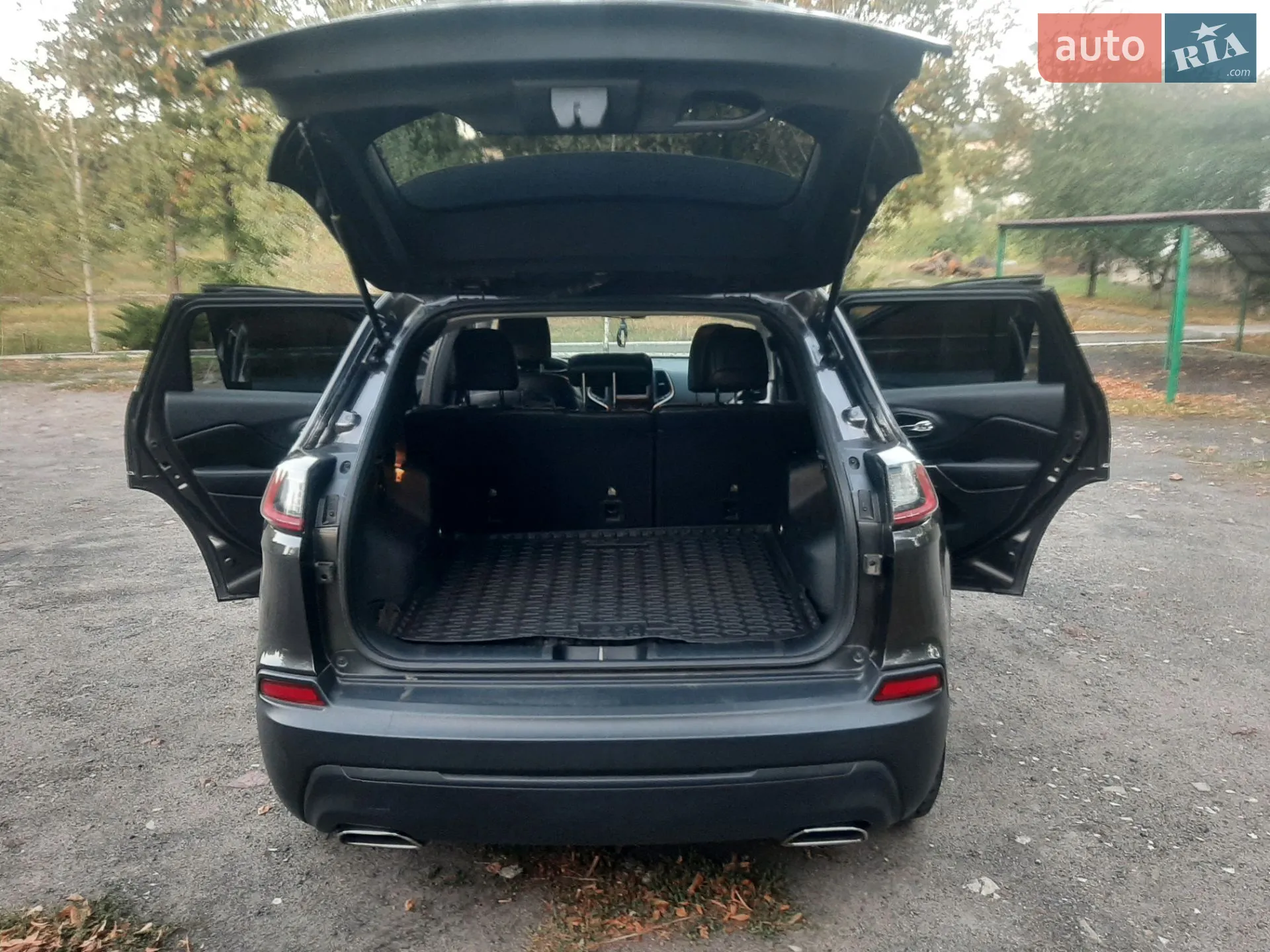 2018 Jeep Cherokee - мініатюра 15