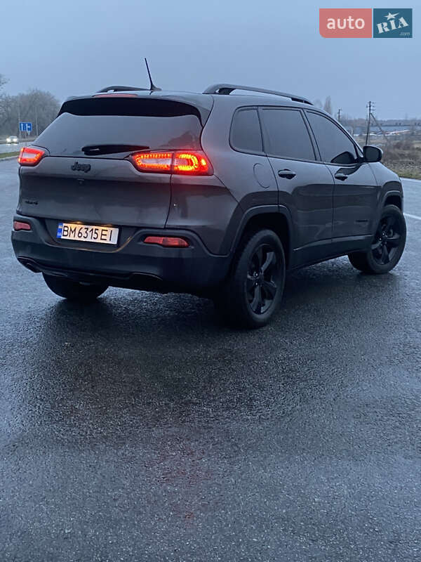 Внедорожник / Кроссовер Jeep Cherokee 2017 в Ромнах