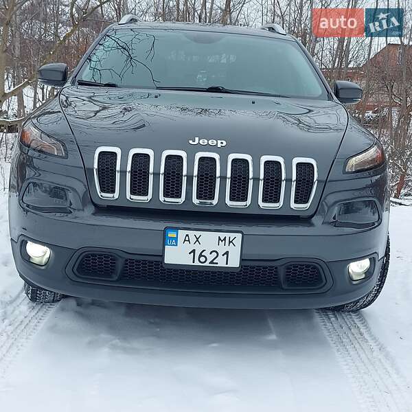 Внедорожник / Кроссовер Jeep Cherokee 2016 в Харькове