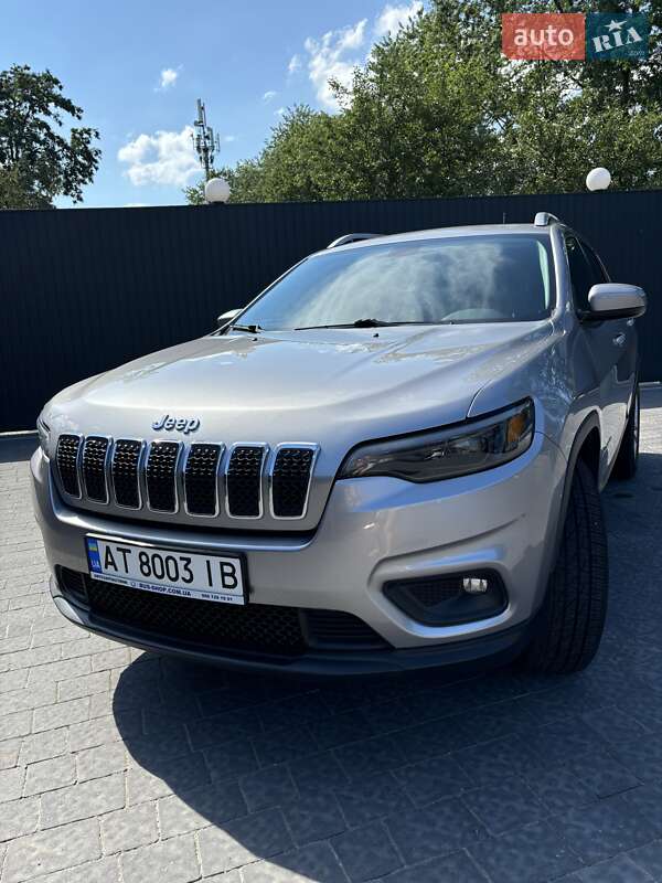 Внедорожник / Кроссовер Jeep Cherokee 2019 в Ивано-Франковске