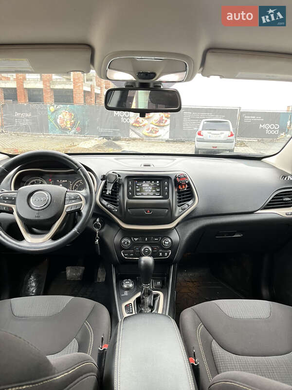 Внедорожник / Кроссовер Jeep Cherokee 2015 в Хмельницком фото 9 Внедорожник / Кроссовер Jeep Cherokee 2015 в Хмельницком