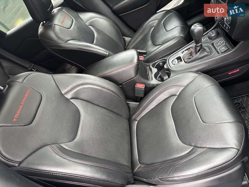 Позашляховик / Кросовер Jeep Cherokee 2018 в Києві