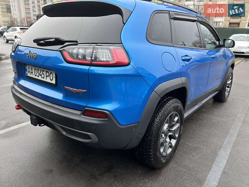 Позашляховик / Кросовер Jeep Cherokee 2018 в Києві