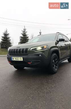 Позашляховик / Кросовер Jeep Cherokee 2021 в Рівному