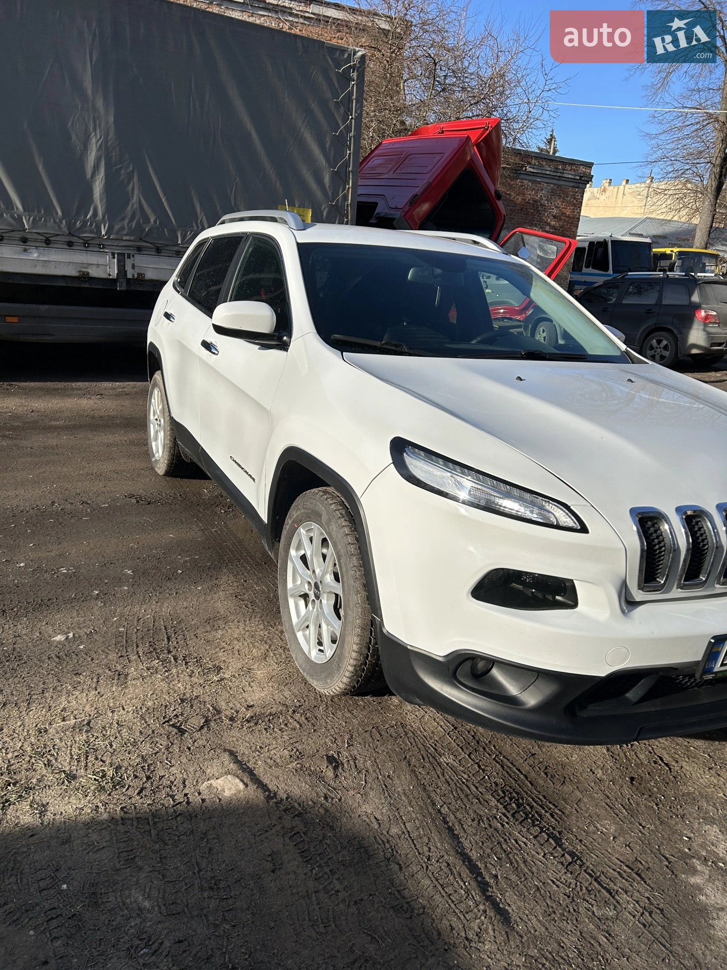 2017 Jeep Cherokee - мініатюра 2
