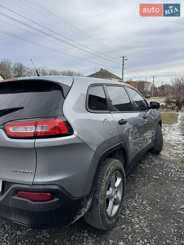 Внедорожник / Кроссовер Jeep Cherokee 2014 в Львове