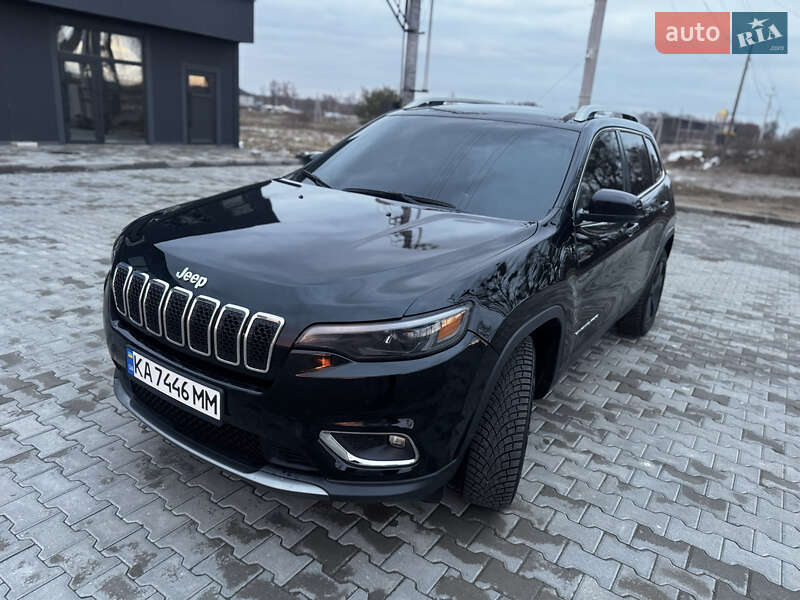 Внедорожник / Кроссовер Jeep Cherokee 2020 в Киеве