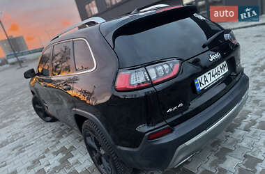 Внедорожник / Кроссовер Jeep Cherokee 2020 в Киеве