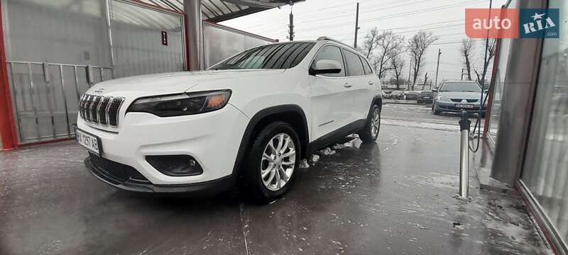 Внедорожник / Кроссовер Jeep Cherokee 2018 в Хмельницком