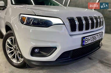 Внедорожник / Кроссовер Jeep Cherokee 2018 в 