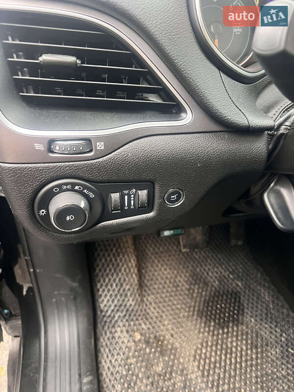 Внедорожник / Кроссовер Jeep Cherokee 2019 в Лубнах фото 2 Внедорожник / Кроссовер Jeep Cherokee 2019 в Лубнах