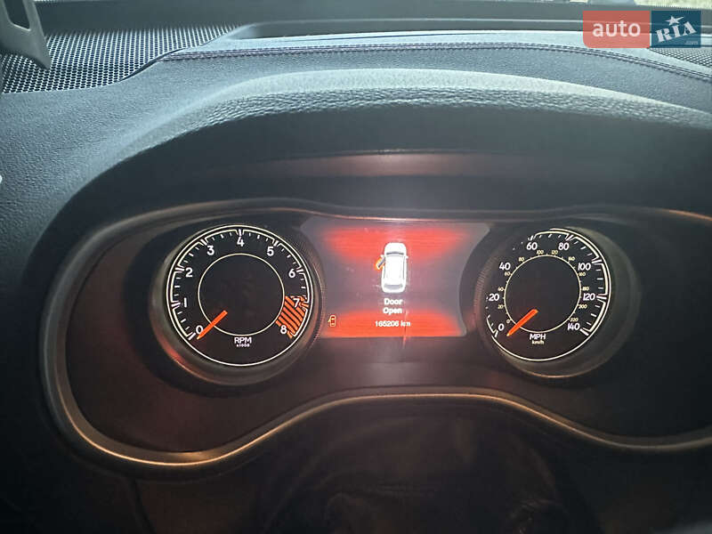 Позашляховик / Кросовер Jeep Cherokee 2015 в Львові