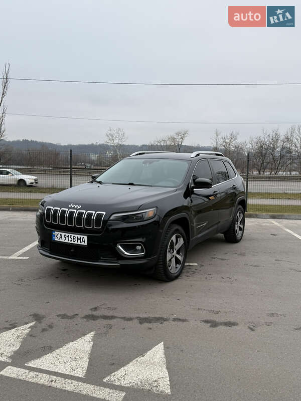 Внедорожник / Кроссовер Jeep Cherokee 2018 в Киеве