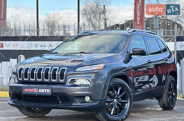 Внедорожник / Кроссовер Jeep Cherokee 2015 в Киеве