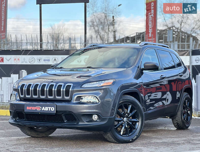 Позашляховик / Кросовер Jeep Cherokee 2015 в Києві