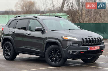 Внедорожник / Кроссовер Jeep Cherokee 2017 в Дубно