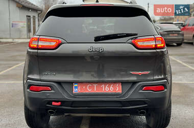 Внедорожник / Кроссовер Jeep Cherokee 2017 в Дубно