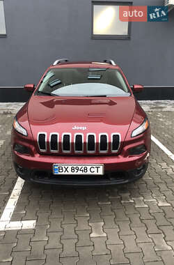 Внедорожник / Кроссовер Jeep Cherokee 2016 в Хмельницком