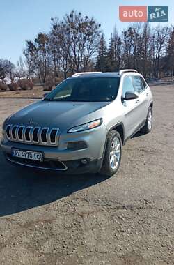 Внедорожник / Кроссовер Jeep Cherokee 2015 в 