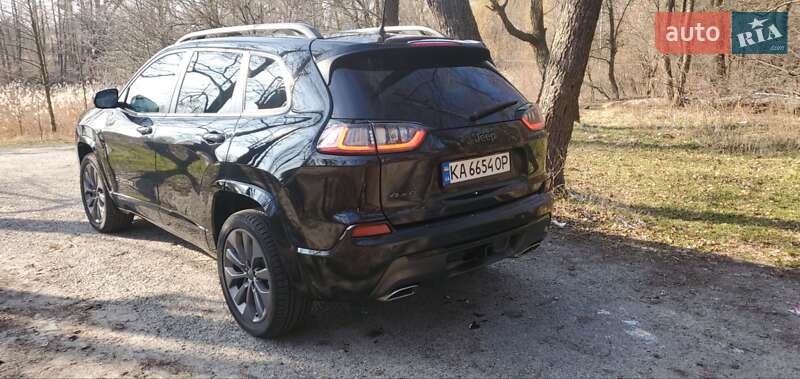Внедорожник / Кроссовер Jeep Cherokee 2020 в Киеве