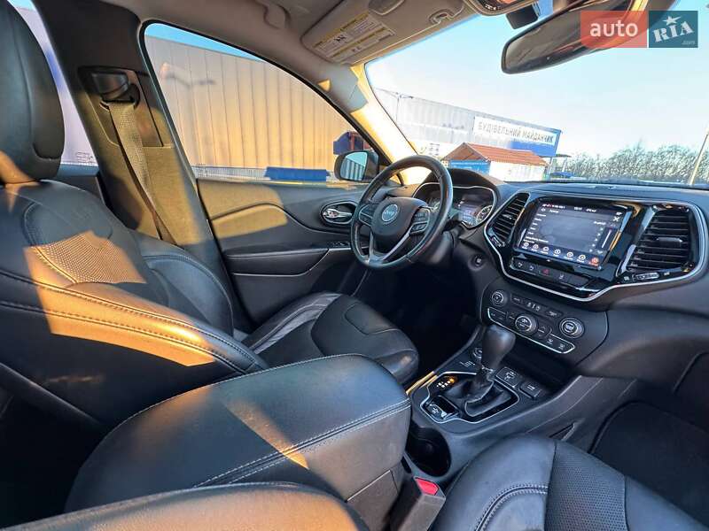 Позашляховик / Кросовер Jeep Cherokee 2020 в Сумах