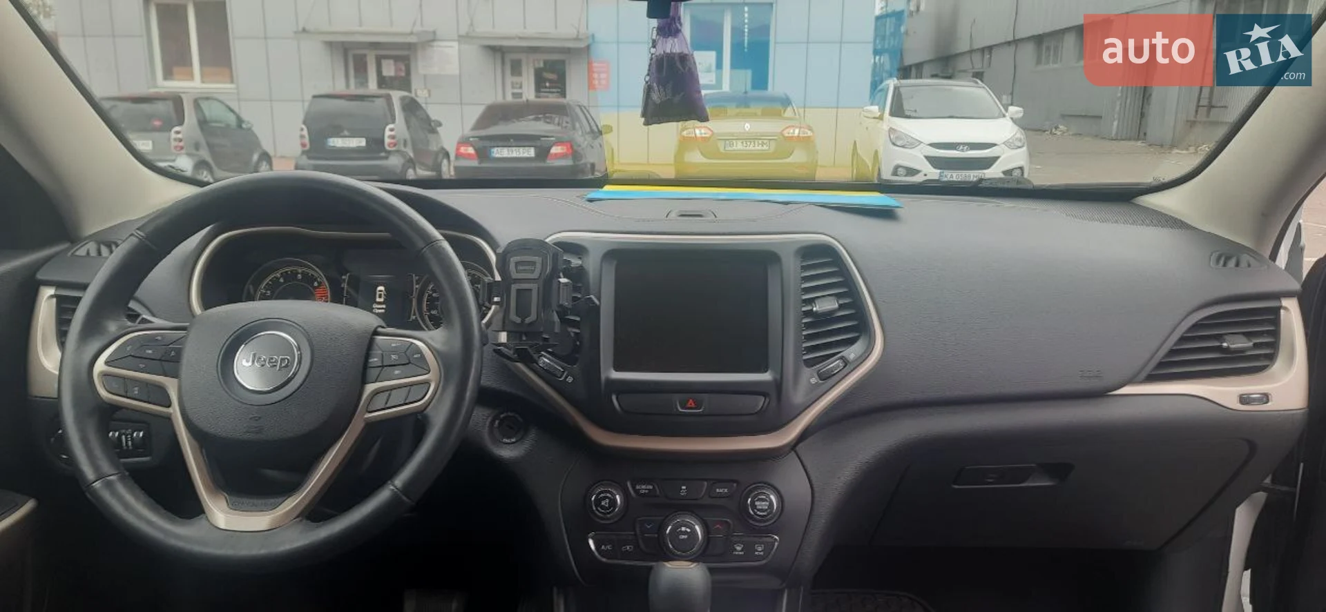 2017 Jeep Cherokee - мініатюра 9