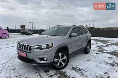 Внедорожник / Кроссовер Jeep Cherokee 2019 в 