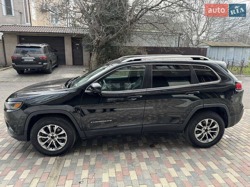 Внедорожник / Кроссовер Jeep Cherokee 2018 в Одессе фото 8 Внедорожник / Кроссовер Jeep Cherokee 2018 в Одессе