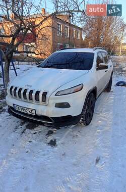 Внедорожник / Кроссовер Jeep Cherokee 2015 в Христиновке