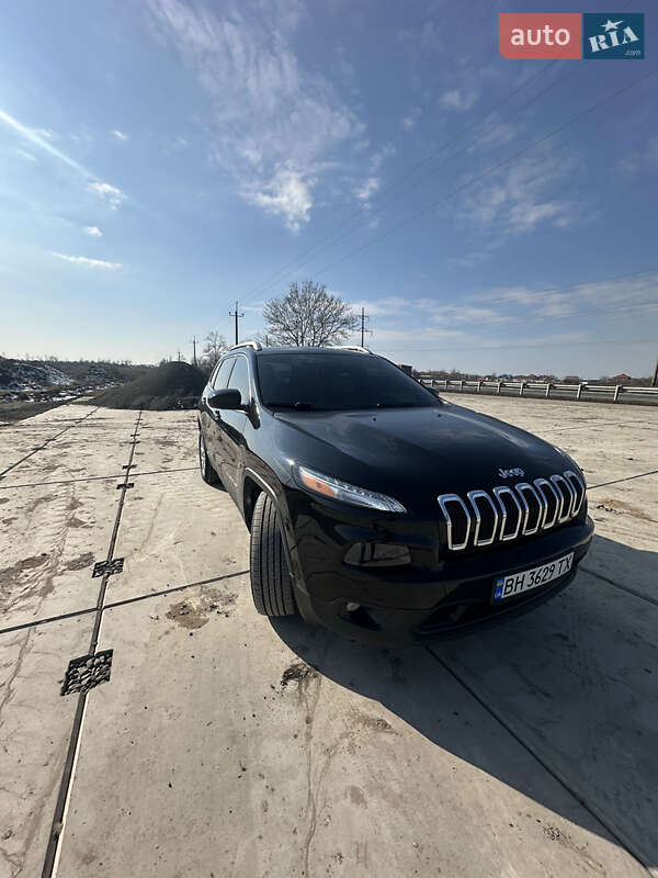 Внедорожник / Кроссовер Jeep Cherokee 2016 в Одессе