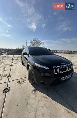 Внедорожник / Кроссовер Jeep Cherokee 2016 в 