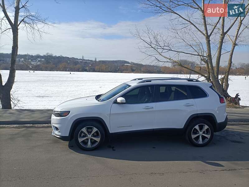 Внедорожник / Кроссовер Jeep Cherokee 2020 в Василькове