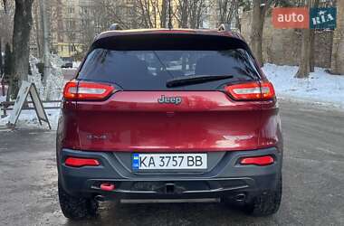 Внедорожник / Кроссовер Jeep Cherokee 2014 в 