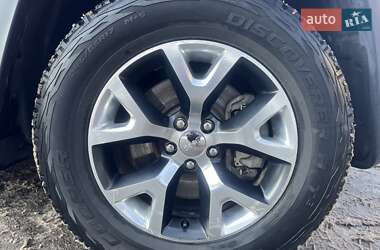Внедорожник / Кроссовер Jeep Cherokee 2014 в 