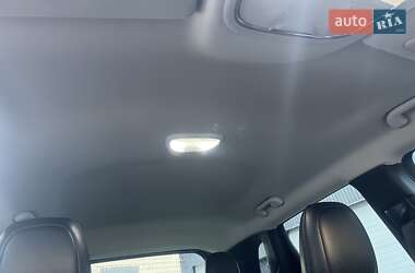 Внедорожник / Кроссовер Jeep Cherokee 2014 в 