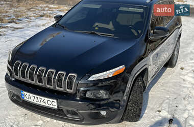 Внедорожник / Кроссовер Jeep Cherokee 2017 в Киеве