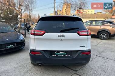 Внедорожник / Кроссовер Jeep Cherokee 2015 в Черновцах