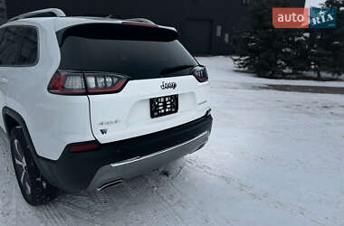 Внедорожник / Кроссовер Jeep Cherokee 2018 в 