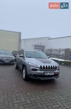 Внедорожник / Кроссовер Jeep Cherokee 2015 в Киеве