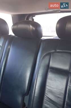 Внедорожник / Кроссовер Jeep Cherokee 2003 в 