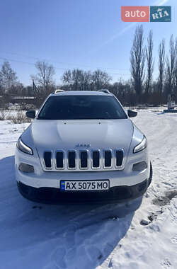 Позашляховик / Кросовер Jeep Cherokee 2015 в Новій Водолагі