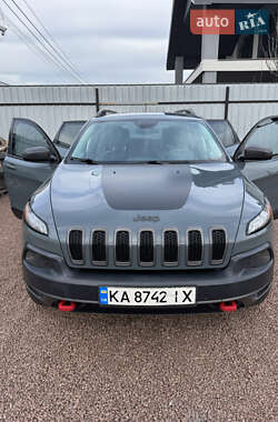 Внедорожник / Кроссовер Jeep Cherokee 2014 в Киеве