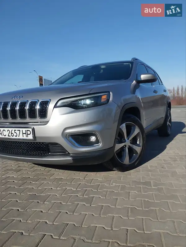 Jeep Cherokee