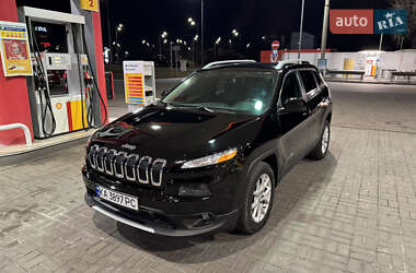 Внедорожник / Кроссовер Jeep Cherokee 2017 в Киеве