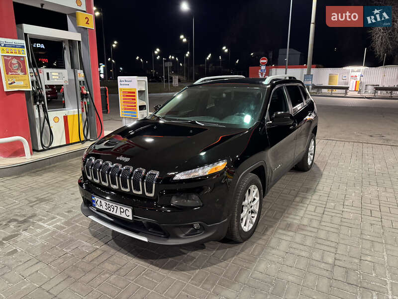 Внедорожник / Кроссовер Jeep Cherokee 2017 в Киеве