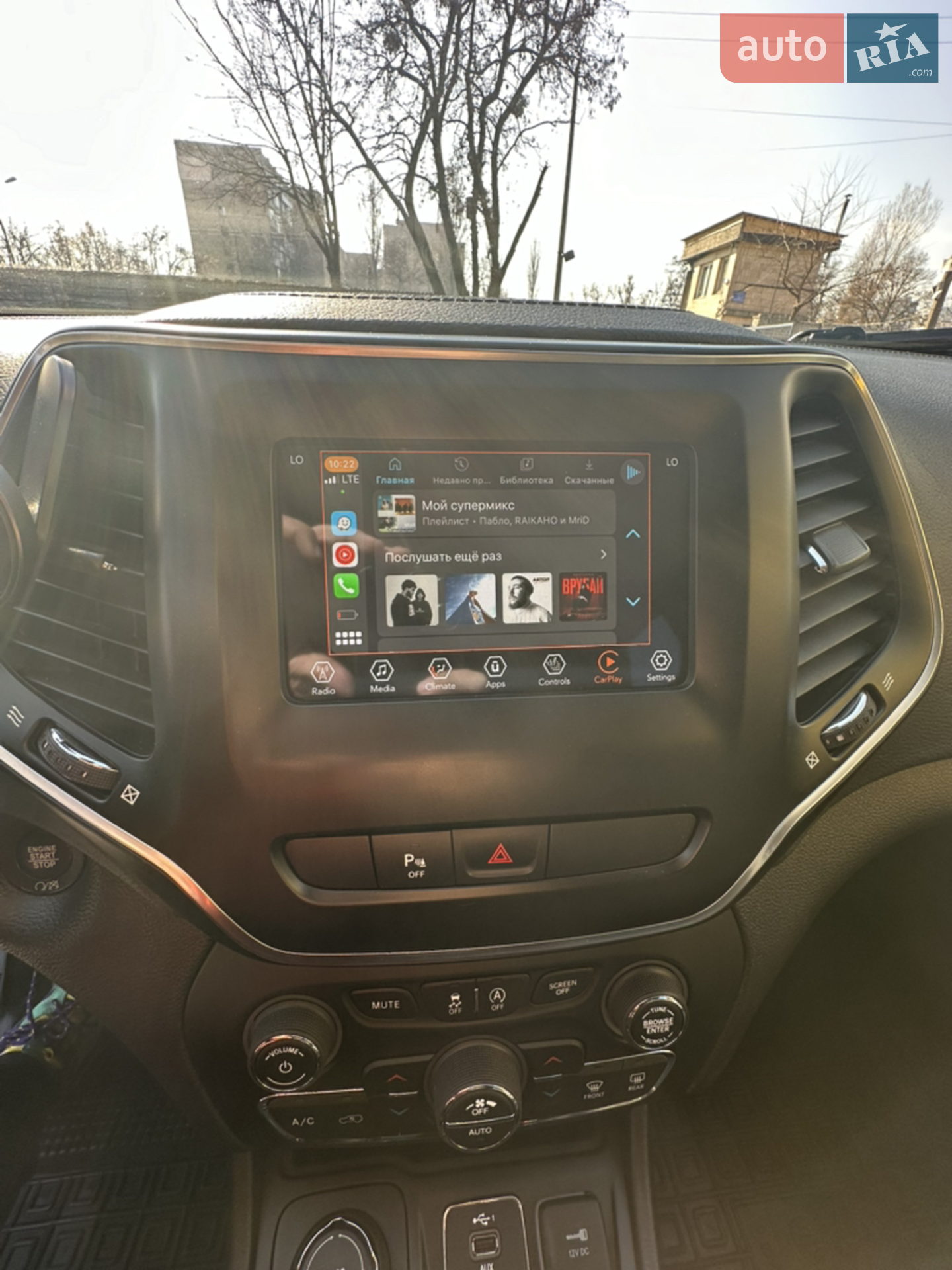 2019 Jeep Cherokee - мініатюра 14